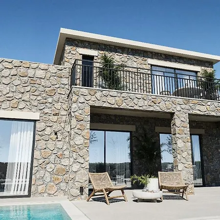 Antimo - Amber Earth With Private Pool * Plános